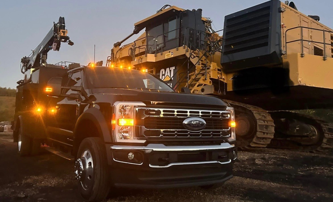 Equipment Repair Truck at Fearless Leasing